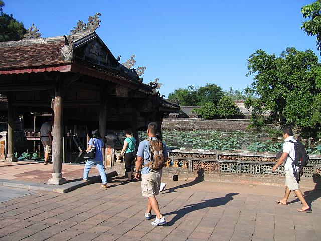 Vietnam 218