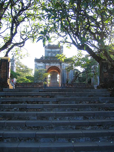 Vietnam 240