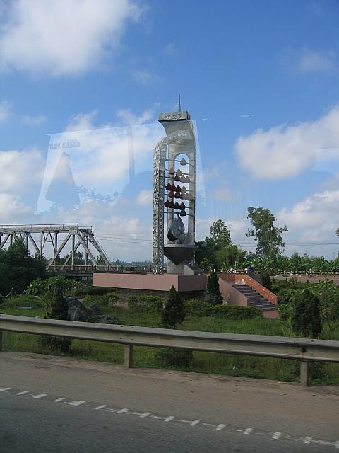 Vietnam 272