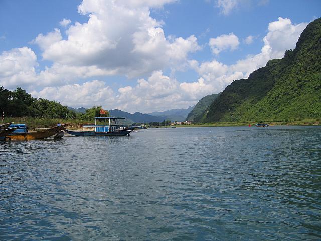 Vietnam 287