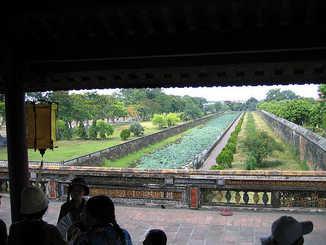 Vietnam 410
