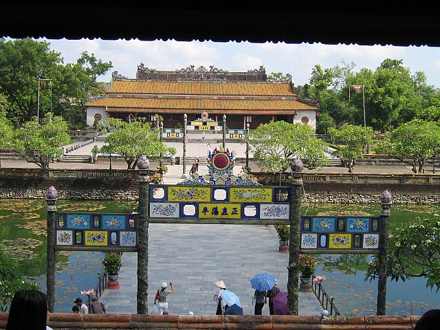 Vietnam 412